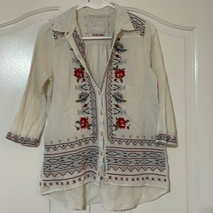 Johnny Was size M embroidered BoHo shirt